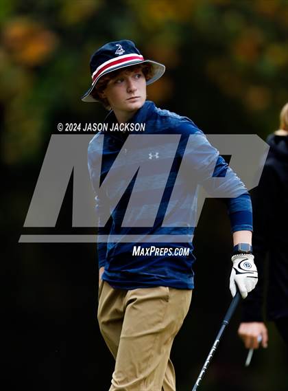 Thumbnail 1 in NCHSAA 4A Finals (Round 2) photogallery.