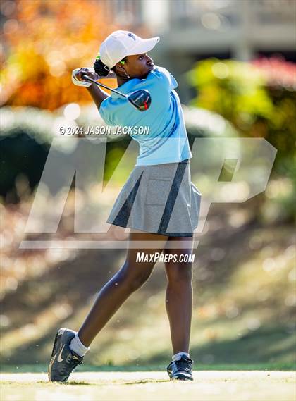 Thumbnail 1 in NCHSAA 4A Finals (Round 2) photogallery.