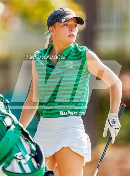 Thumbnail 1 in NCHSAA 4A Finals (Round 2) photogallery.