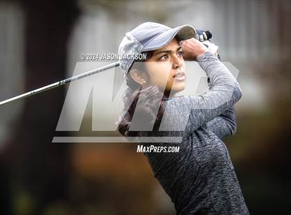 Thumbnail 3 in NCHSAA 4A Finals (Round 2) photogallery.