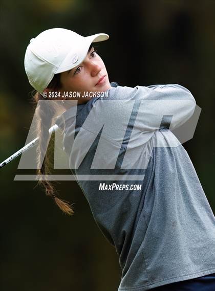 Thumbnail 2 in NCHSAA 4A Finals (Round 2) photogallery.