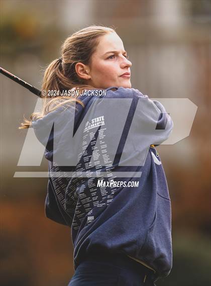 Thumbnail 3 in NCHSAA 4A Finals (Round 2) photogallery.