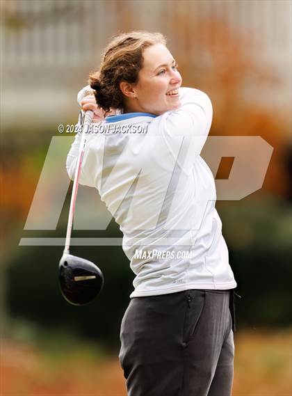 Thumbnail 1 in NCHSAA 4A Finals (Round 2) photogallery.