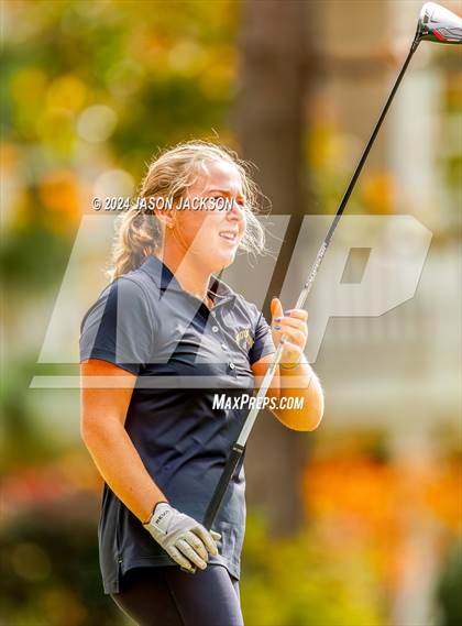 Thumbnail 1 in NCHSAA 4A Finals (Round 2) photogallery.