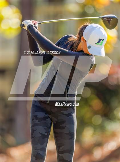 Thumbnail 1 in NCHSAA 4A Finals (Round 2) photogallery.