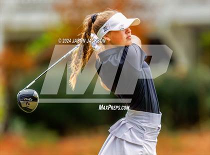 Thumbnail 2 in NCHSAA 4A Finals (Round 2) photogallery.