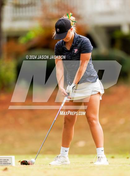 Thumbnail 3 in NCHSAA 4A Finals (Round 2) photogallery.