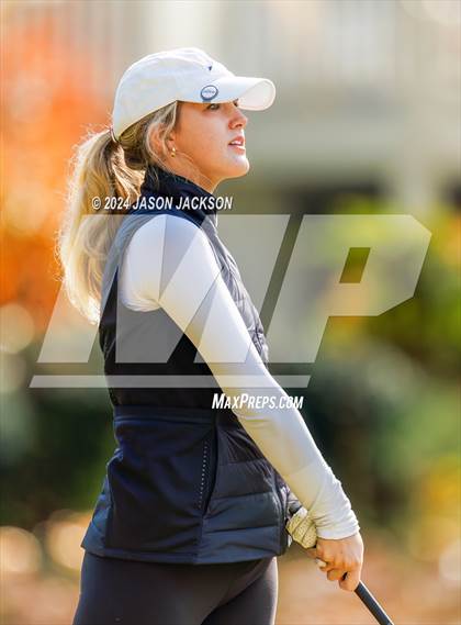 Thumbnail 3 in NCHSAA 4A Finals (Round 2) photogallery.