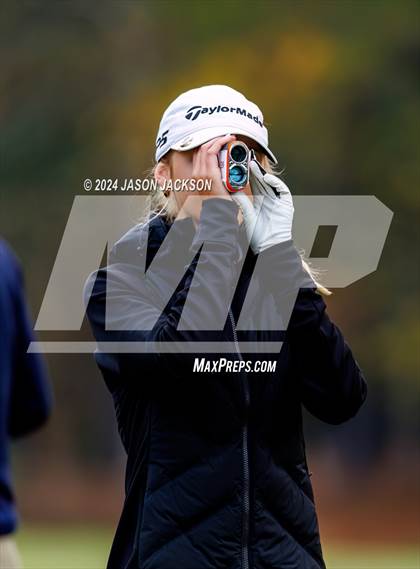 Thumbnail 1 in NCHSAA 4A Finals (Round 2) photogallery.