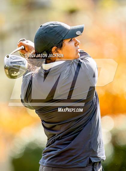 Thumbnail 3 in NCHSAA 4A Finals (Round 2) photogallery.