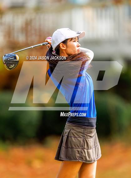 Thumbnail 2 in NCHSAA 4A Finals (Round 2) photogallery.