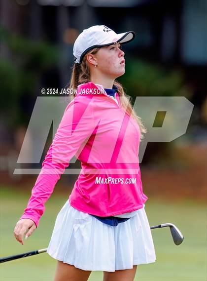 Thumbnail 3 in NCHSAA 4A Finals (Round 2) photogallery.
