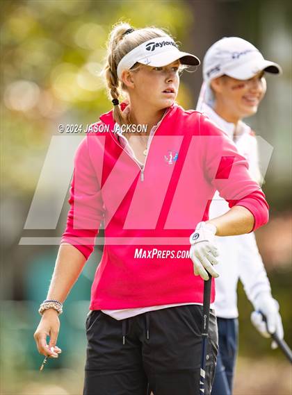 Thumbnail 2 in NCHSAA 4A Finals (Round 2) photogallery.
