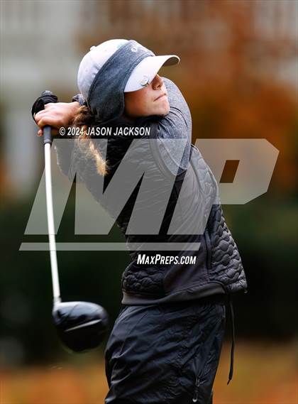 Thumbnail 2 in NCHSAA 4A Finals (Round 2) photogallery.