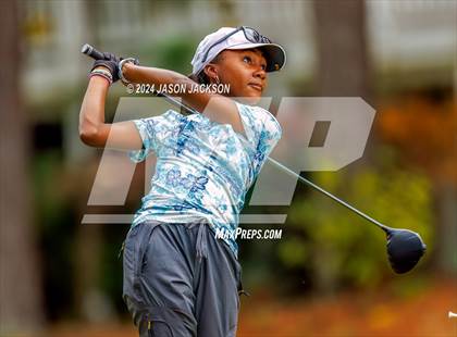 Thumbnail 1 in NCHSAA 4A Finals (Round 2) photogallery.