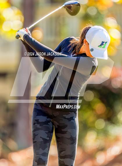 Thumbnail 3 in NCHSAA 4A Finals (Round 2) photogallery.