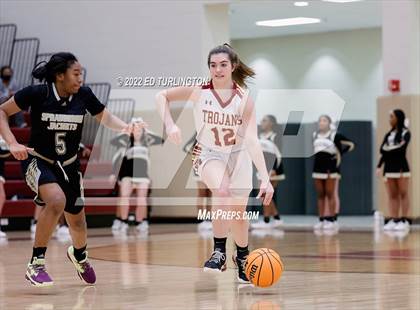 Thumbnail 3 in Sprayberry @ Lassiter photogallery.
