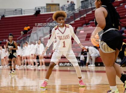 Thumbnail 3 in Sprayberry @ Lassiter photogallery.