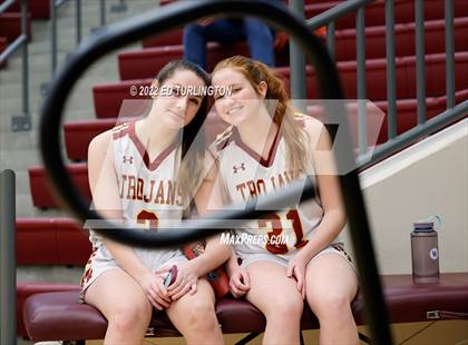 Thumbnail 2 in Sprayberry @ Lassiter photogallery.