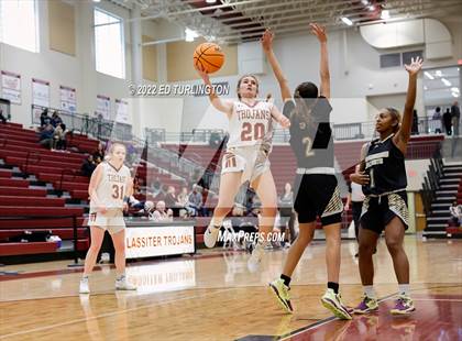 Thumbnail 3 in Sprayberry @ Lassiter photogallery.