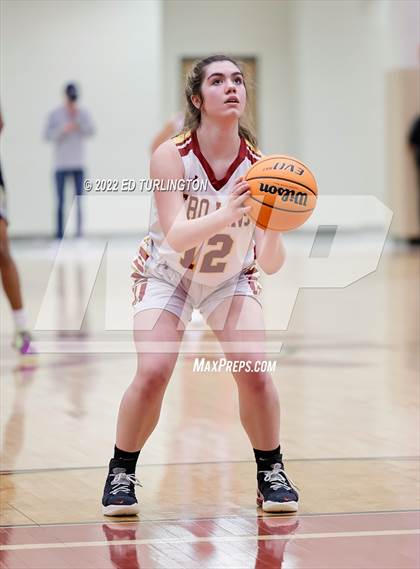 Thumbnail 3 in Sprayberry @ Lassiter photogallery.