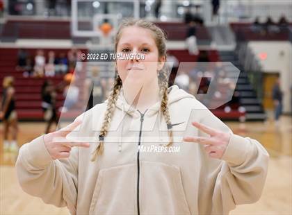 Thumbnail 3 in Sprayberry @ Lassiter photogallery.