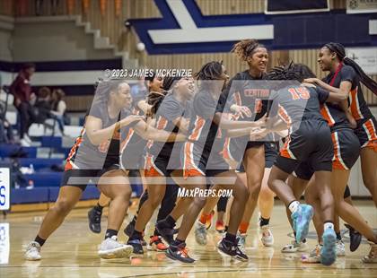 Thumbnail 1 in Central  vs Marin Catholic (CIF Division 2 Semifinal) photogallery.
