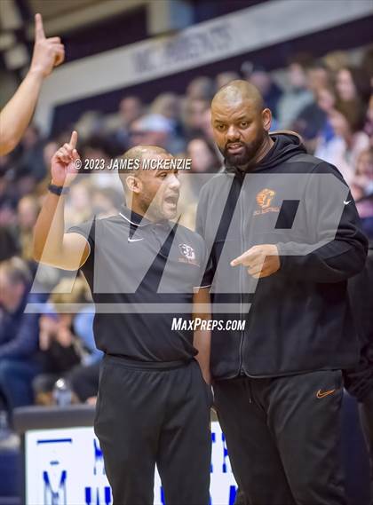 Thumbnail 2 in Central  vs Marin Catholic (CIF Division 2 Semifinal) photogallery.