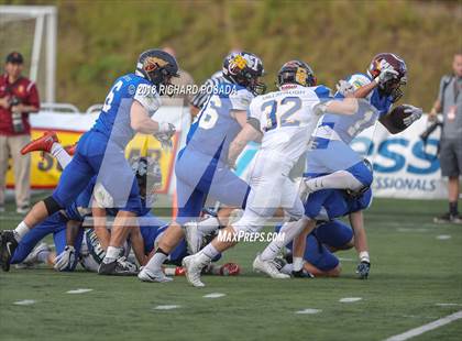 Thumbnail 3 in Les Schwab Tires Bowl (North vs. South)  photogallery.