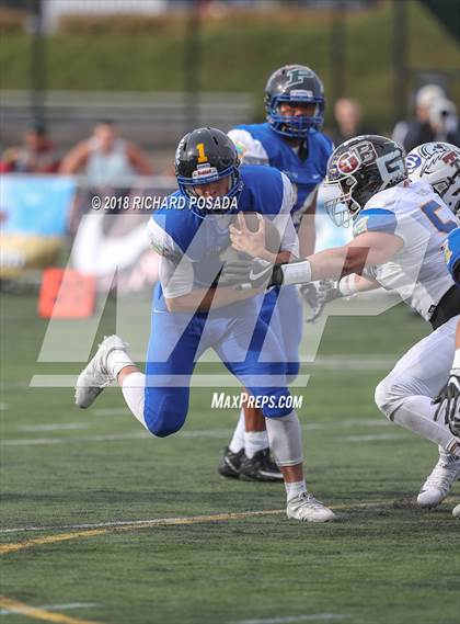 Thumbnail 2 in Les Schwab Tires Bowl (North vs. South)  photogallery.