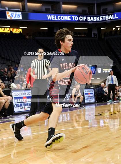 Thumbnail 1 in Turlock Christian vs Vacaville Christian (CIF SJS D6 Final) photogallery.