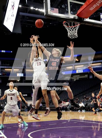 Thumbnail 3 in Turlock Christian vs Vacaville Christian (CIF SJS D6 Final) photogallery.