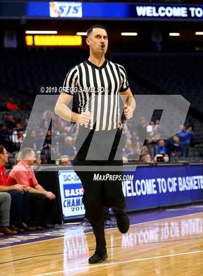 Thumbnail 3 in Turlock Christian vs Vacaville Christian (CIF SJS D6 Final) photogallery.