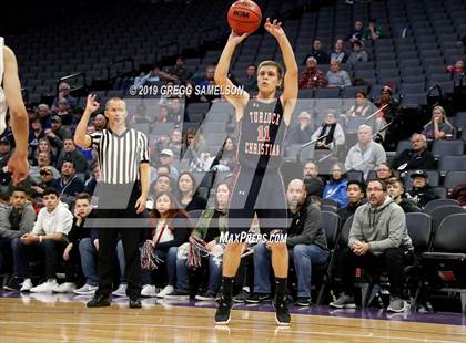 Thumbnail 3 in Turlock Christian vs Vacaville Christian (CIF SJS D6 Final) photogallery.