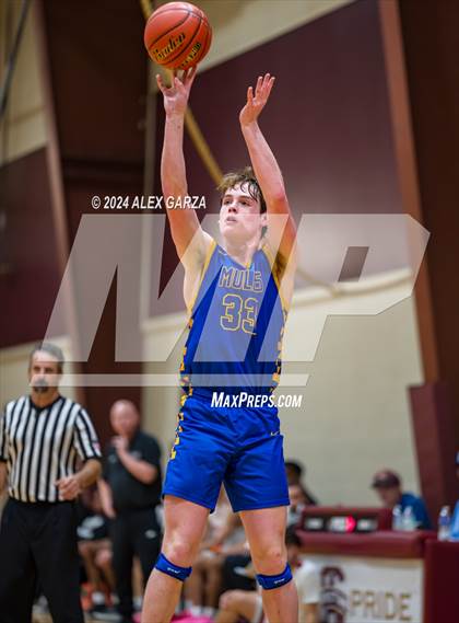 Thumbnail 3 in Alamo Heights vs. Stevens photogallery.