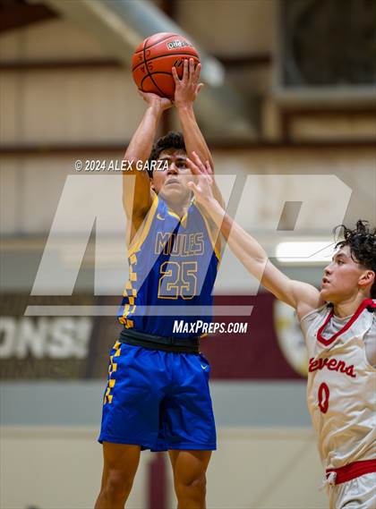 Thumbnail 1 in Alamo Heights vs. Stevens photogallery.