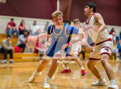Thumbnail 3 in Alamo Heights vs. Stevens photogallery.
