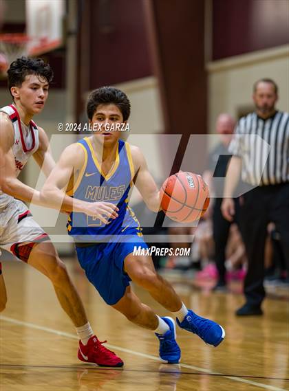 Thumbnail 3 in Alamo Heights vs. Stevens photogallery.