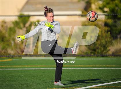 Thumbnail 1 in Whitney @ Vista del Lago photogallery.