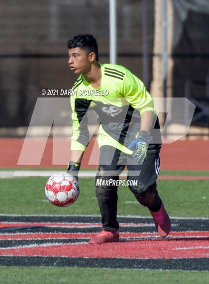 Thumbnail 1 in Dysart vs. Gilbert (Coyote Classic Soccer Tournament) photogallery.