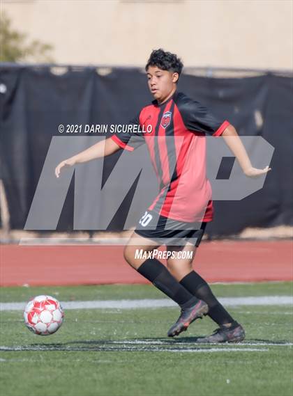 Thumbnail 3 in Dysart vs. Gilbert (Coyote Classic Soccer Tournament) photogallery.