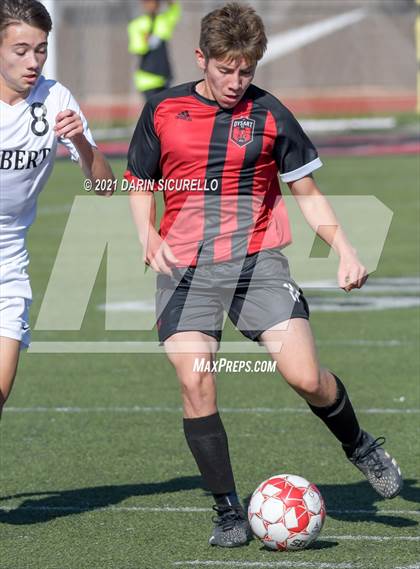 Thumbnail 2 in Dysart vs. Gilbert (Coyote Classic Soccer Tournament) photogallery.
