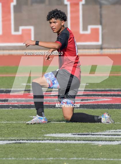 Thumbnail 1 in Dysart vs. Gilbert (Coyote Classic Soccer Tournament) photogallery.