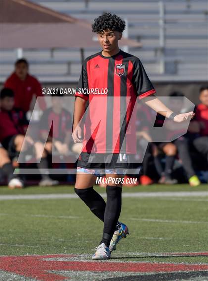 Thumbnail 3 in Dysart vs. Gilbert (Coyote Classic Soccer Tournament) photogallery.