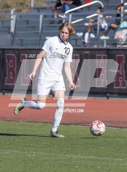 Thumbnail 2 in Dysart vs. Gilbert (Coyote Classic Soccer Tournament) photogallery.