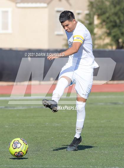 Thumbnail 3 in Dysart vs. Gilbert (Coyote Classic Soccer Tournament) photogallery.