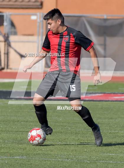 Thumbnail 3 in Dysart vs. Gilbert (Coyote Classic Soccer Tournament) photogallery.