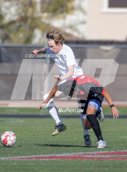 Thumbnail 2 in Dysart vs. Gilbert (Coyote Classic Soccer Tournament) photogallery.