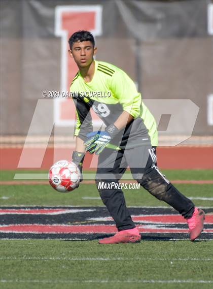 Thumbnail 2 in Dysart vs. Gilbert (Coyote Classic Soccer Tournament) photogallery.