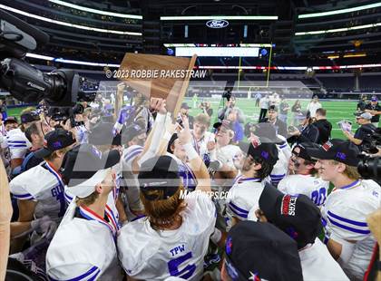 Thumbnail 3 in Tidehaven vs. Gunter (UIL 3A D2 Football Final Medal Ceremony) photogallery.